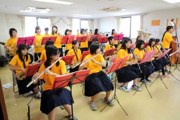 吹奏楽部による演奏会